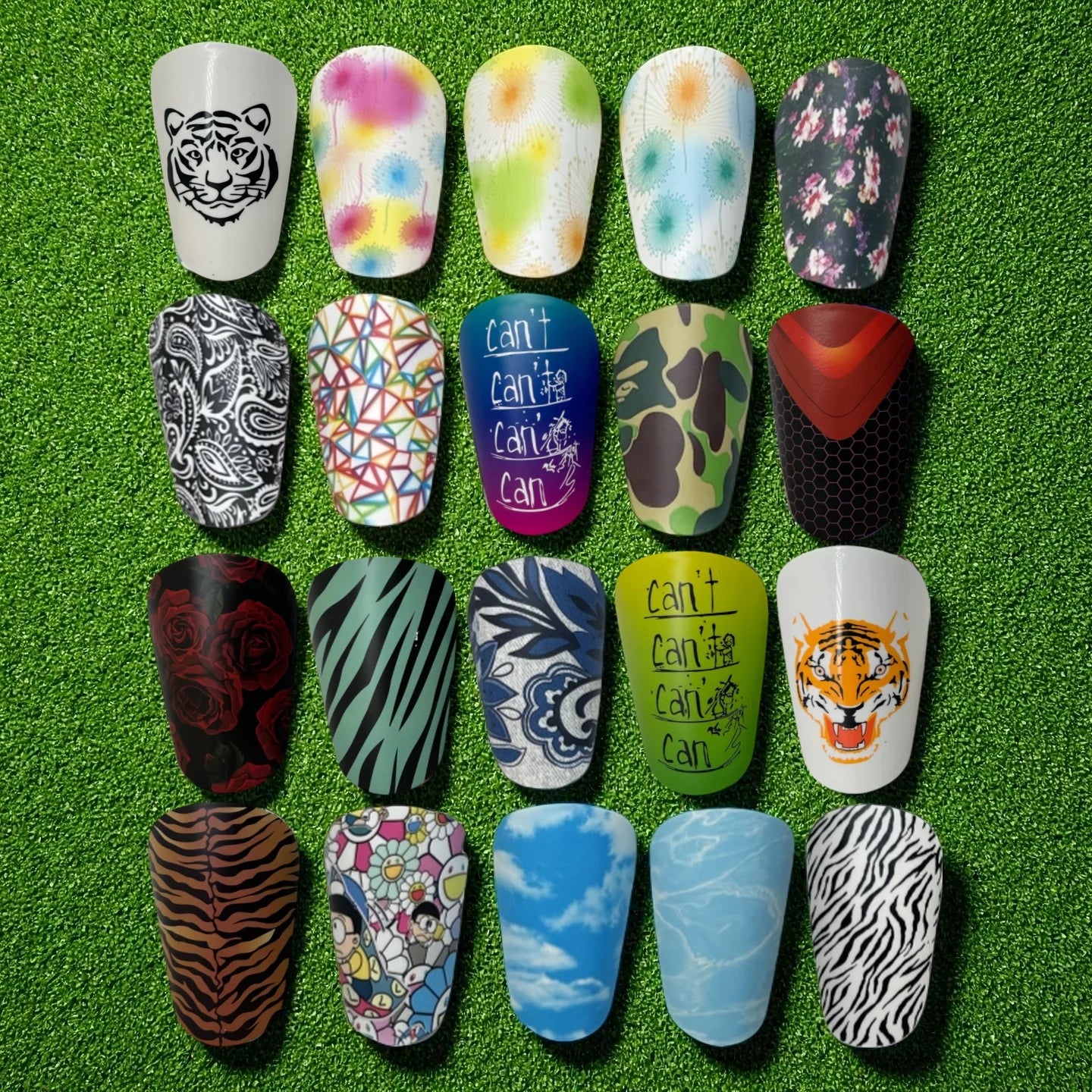 Christmas Gifts Mini Shin Guards Lightweight Fit ABS+EVA Pads Durable Protective Cost-effective for Children Soccer Protection